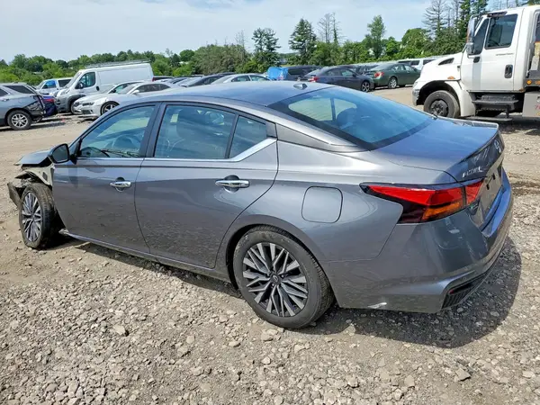 1N4BL4DV4SN339319 2025 NISSAN ALTIMA - Image 2