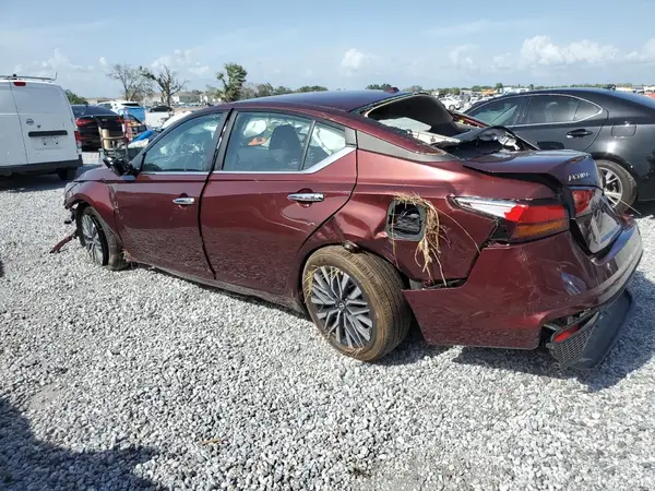 1N4BL4DV4SN343175 2025 NISSAN ALTIMA - Image 2