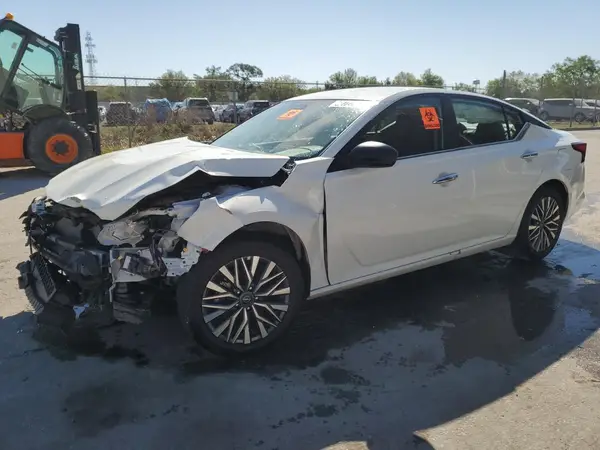 1N4BL4DV4SN352586 2025 NISSAN ALTIMA - Image 1