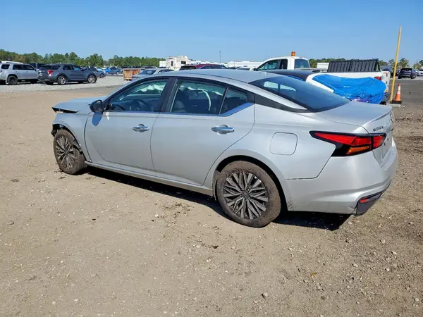 1N4BL4DV4SN357125 2025 NISSAN ALTIMA - Image 2