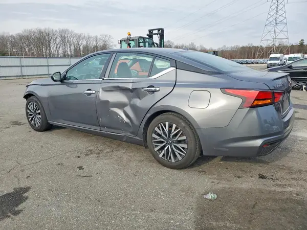 1N4BL4DV4SN361353 2025 NISSAN ALTIMA - Image 2