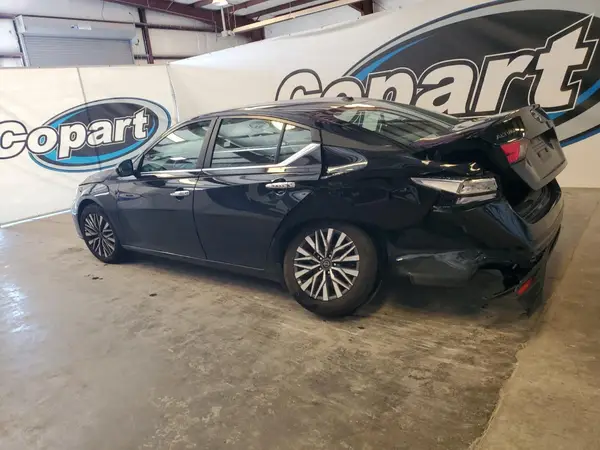 1N4BL4DV4SN362826 2025 NISSAN ALTIMA - Image 2