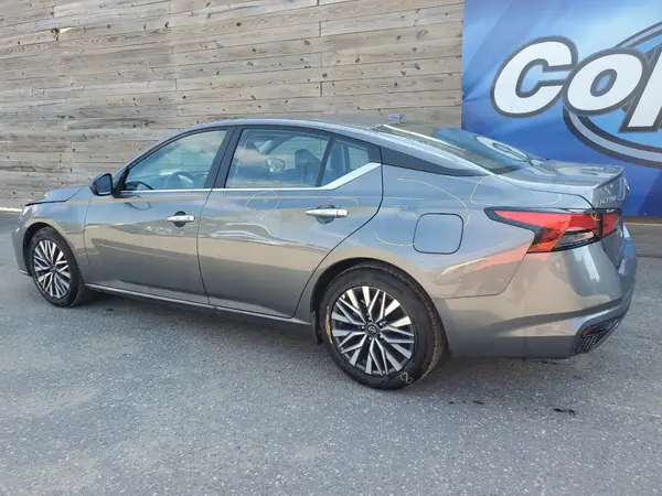 1N4BL4DV4SN367444 2025 NISSAN ALTIMA - Image 2