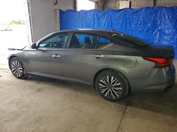 1N4BL4DV4SN380873 2025 NISSAN ALTIMA - Image 2