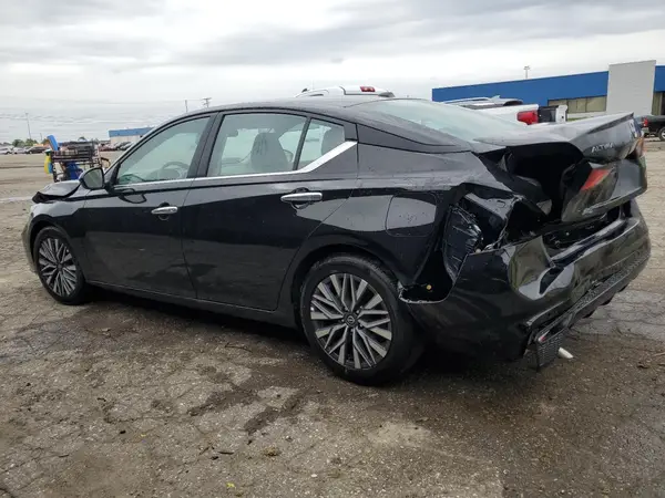 1N4BL4DV4SN384891 2025 NISSAN ALTIMA - Image 2