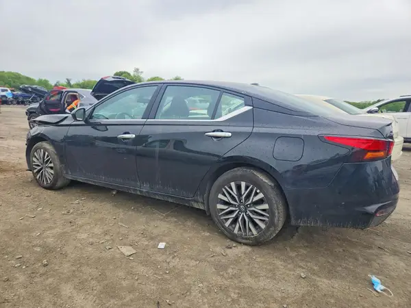 1N4BL4DV4SN385376 2025 NISSAN ALTIMA - Image 2