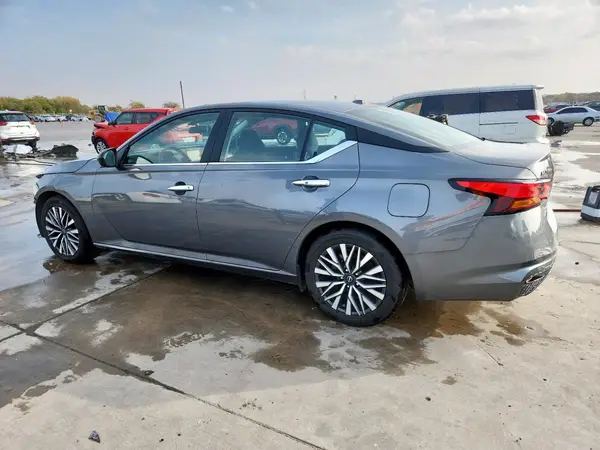 1N4BL4DV4SN387497 2025 NISSAN ALTIMA - Image 2