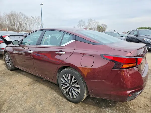 1N4BL4DV4SN389606 2025 NISSAN ALTIMA - Image 2