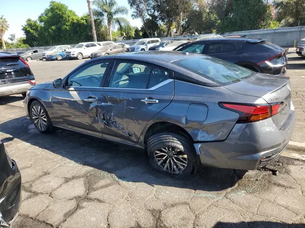 1N4BL4DV4SN396216 2025 NISSAN ALTIMA - Image 2