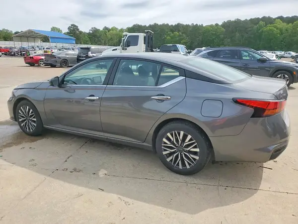 1N4BL4DV4SN397060 2025 NISSAN ALTIMA - Image 2