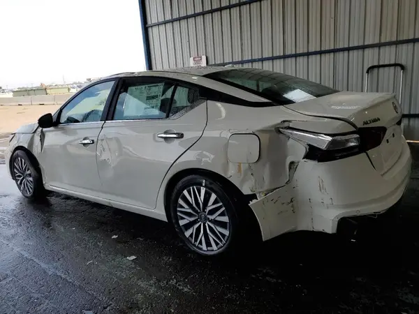 1N4BL4DV4SN400183 2025 NISSAN ALTIMA - Image 2