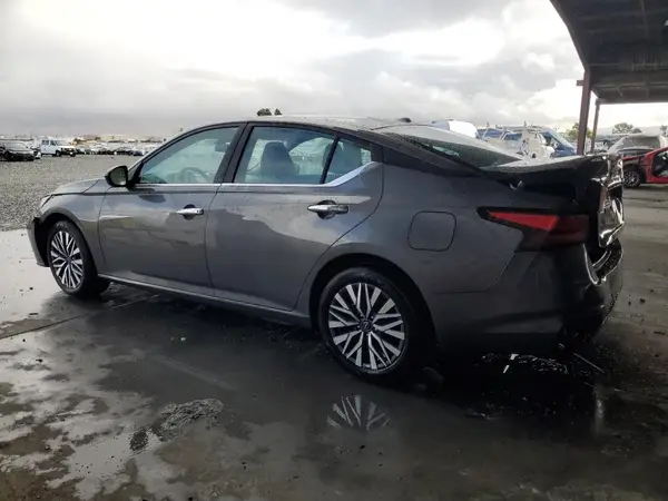 1N4BL4DV4SN403830 2025 NISSAN ALTIMA - Image 2
