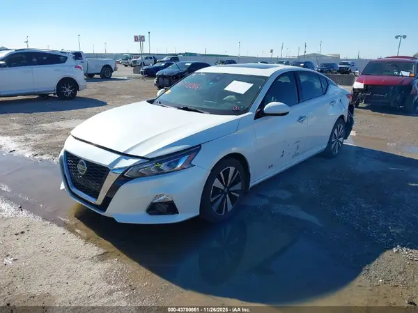 1N4BL4DV5KC114774 2019 NISSAN ALTIMA - Image 2