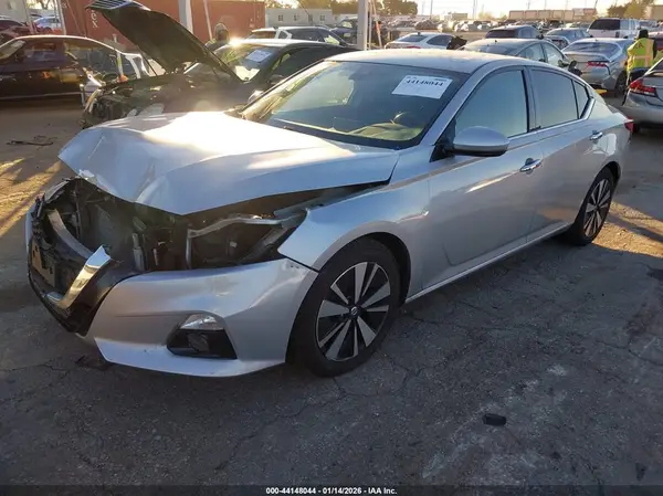 1N4BL4DV5KC124723 2019 NISSAN ALTIMA - Image 2