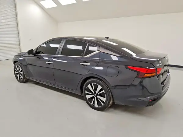 1N4BL4DV5MN318837 2021 NISSAN ALTIMA - Image 2