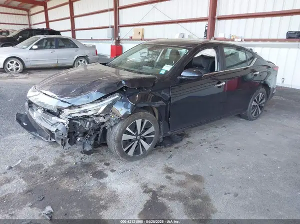 1N4BL4DV5MN325609 2021 NISSAN ALTIMA - Image 2