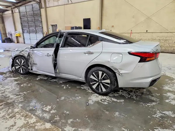 1N4BL4DV5MN338618 2021 NISSAN ALTIMA - Image 2