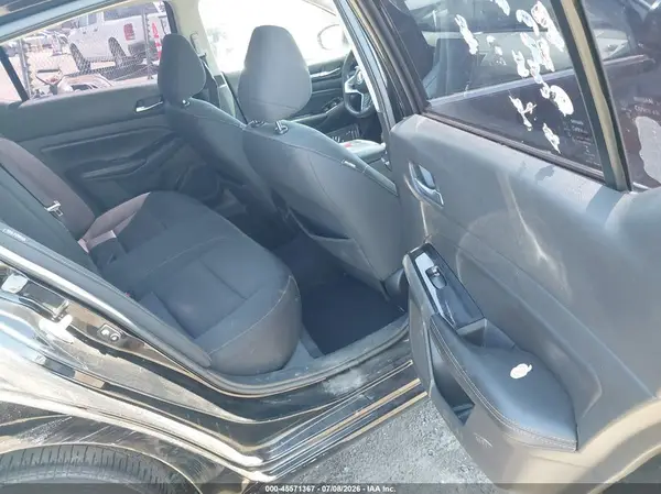2021 NISSAN ALTIMA auction photo 8
