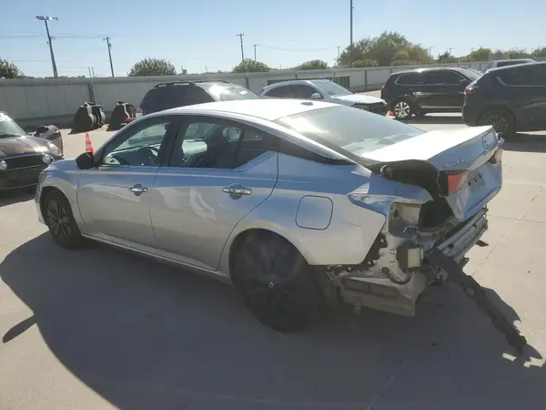 1N4BL4DV5MN369075 2021 NISSAN ALTIMA - Image 2