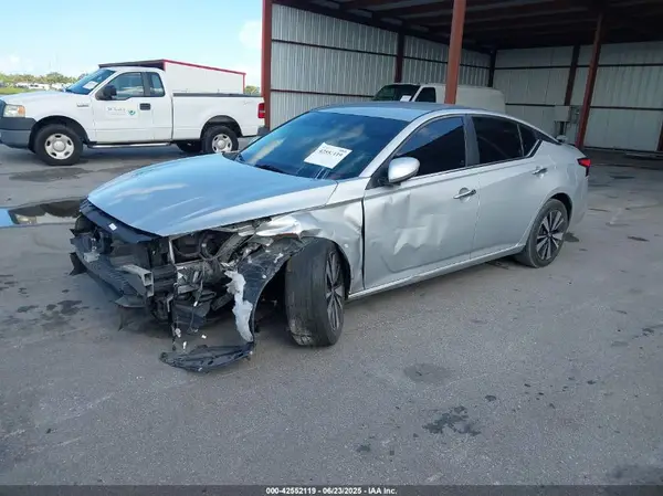 1N4BL4DV5MN398401 2021 NISSAN ALTIMA - Image 2