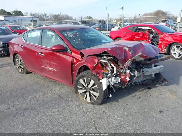 1N4BL4DV5NN306401 2022 NISSAN ALTIMA - Image 1