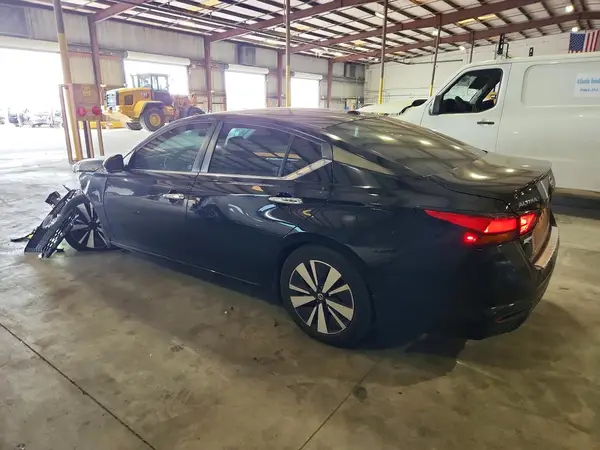 1N4BL4DV5NN309783 2022 NISSAN ALTIMA - Image 2