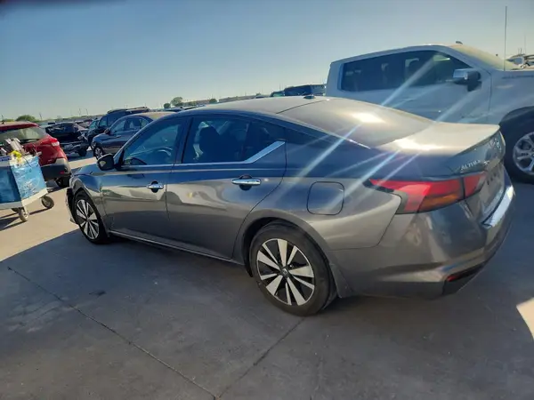 1N4BL4DV5NN320928 2022 NISSAN ALTIMA - Image 2