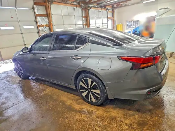 1N4BL4DV5NN349393 2022 NISSAN ALTIMA - Image 2