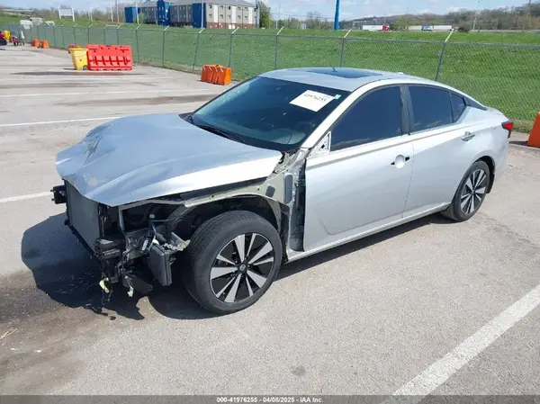 1N4BL4DV5NN377761 2022 NISSAN ALTIMA - Image 2