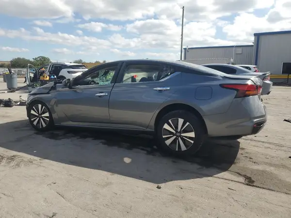 1N4BL4DV5NN388226 2022 NISSAN ALTIMA - Image 2