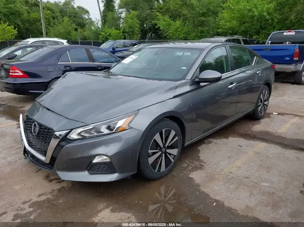 1N4BL4DV5NN388453 2022 NISSAN ALTIMA - Image 2