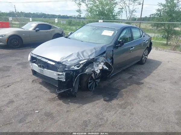 1N4BL4DV5NN388887 2022 NISSAN ALTIMA - Image 2