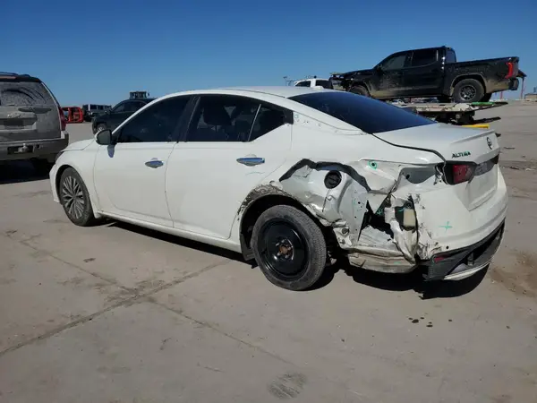 1N4BL4DV5PN334797 2023 NISSAN ALTIMA - Image 2