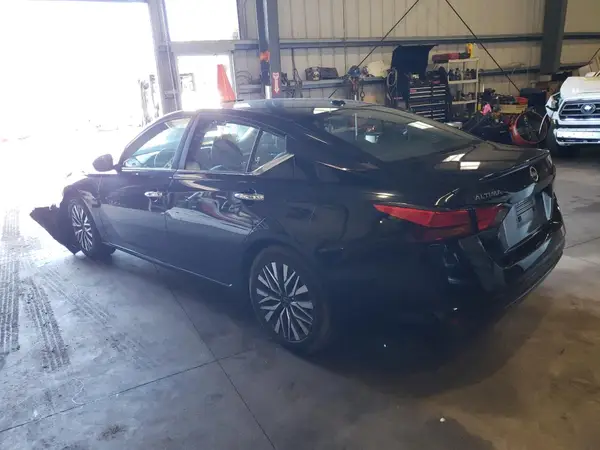 1N4BL4DV5PN338591 2023 NISSAN ALTIMA - Image 2