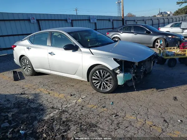 1N4BL4DV5PN339871 2023 NISSAN ALTIMA - Image 1