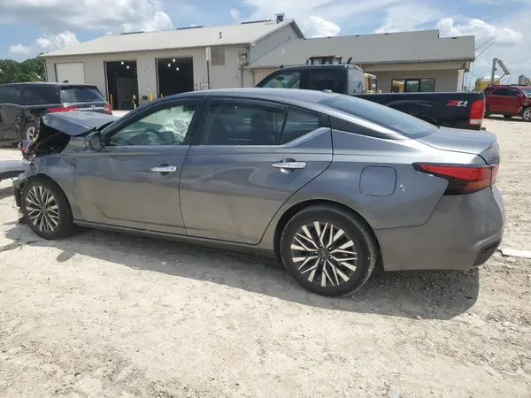 1N4BL4DV5PN344956 2023 NISSAN ALTIMA - Image 2