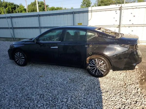 1N4BL4DV5PN354614 2023 NISSAN ALTIMA - Image 2