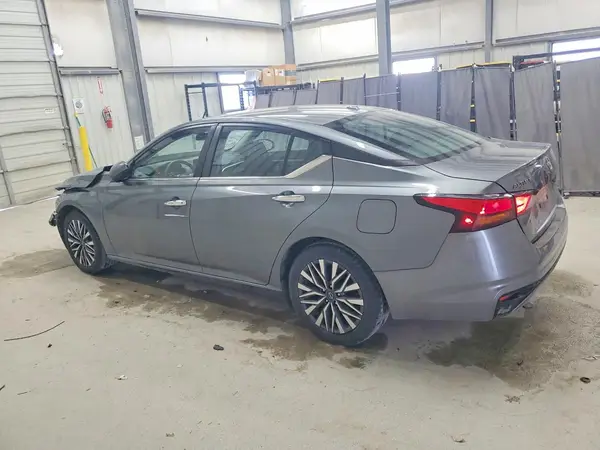 1N4BL4DV5PN358419 2023 NISSAN ALTIMA - Image 2