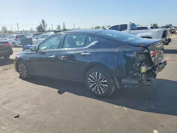 1N4BL4DV5PN371350 2023 NISSAN ALTIMA - Image 2