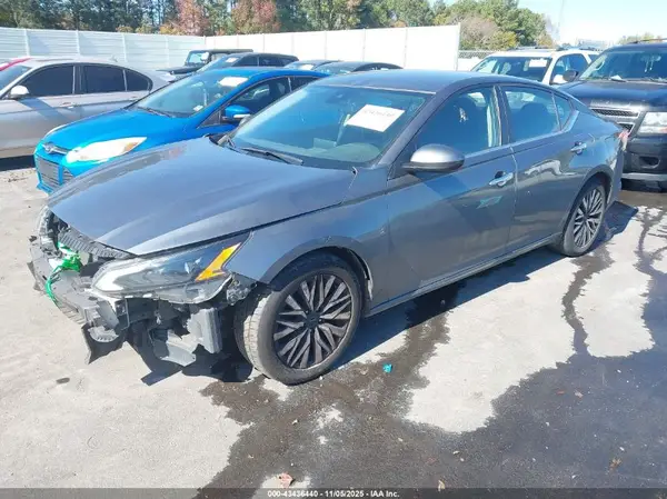 1N4BL4DV5PN387175 2023 NISSAN ALTIMA - Image 2