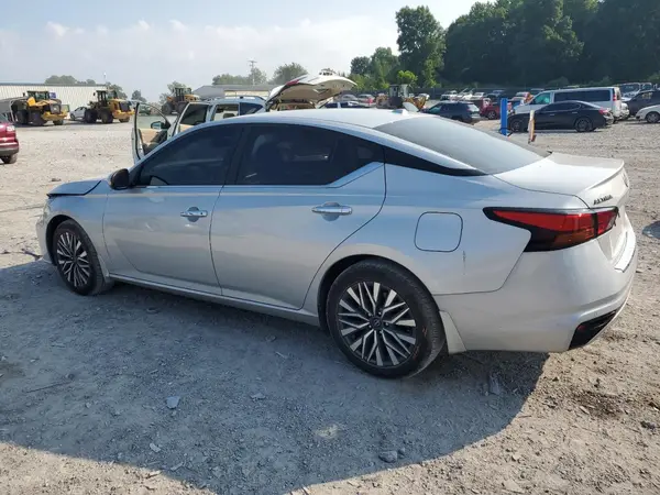 1N4BL4DV5PN405917 2023 NISSAN ALTIMA - Image 2