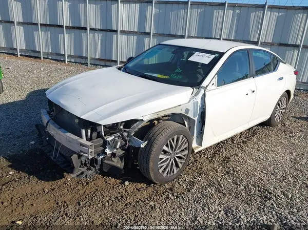 1N4BL4DV5RN300037 2024 NISSAN ALTIMA - Image 2