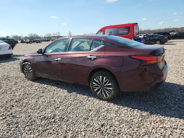 1N4BL4DV5RN310681 2024 NISSAN ALTIMA - Image 2