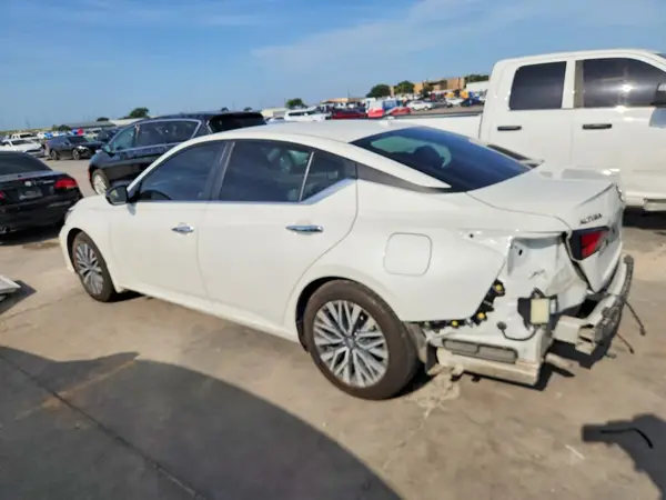 1N4BL4DV5RN329067 2024 NISSAN ALTIMA - Image 2