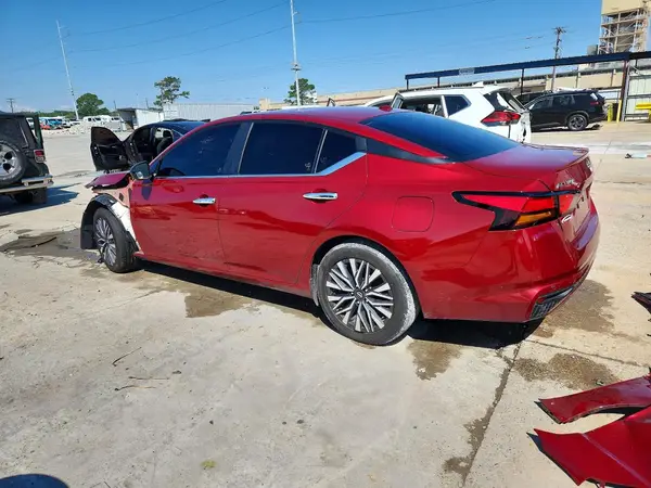 1N4BL4DV5RN335564 2024 NISSAN ALTIMA - Image 2