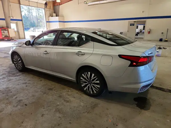 1N4BL4DV5RN362280 2024 NISSAN ALTIMA - Image 2