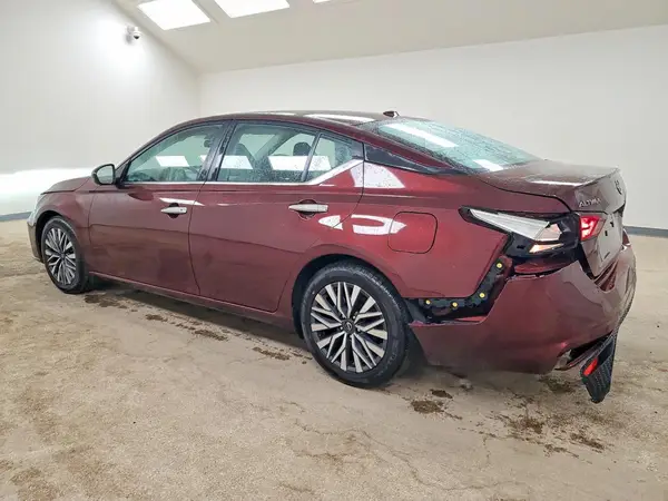 1N4BL4DV5RN371321 2024 NISSAN ALTIMA - Image 2