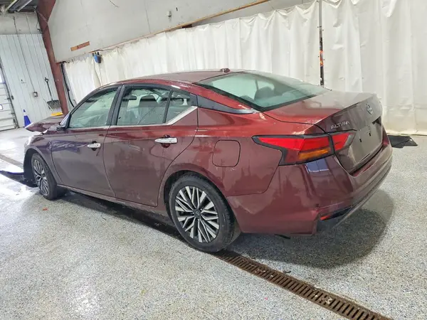 1N4BL4DV5RN384716 2024 NISSAN ALTIMA - Image 2