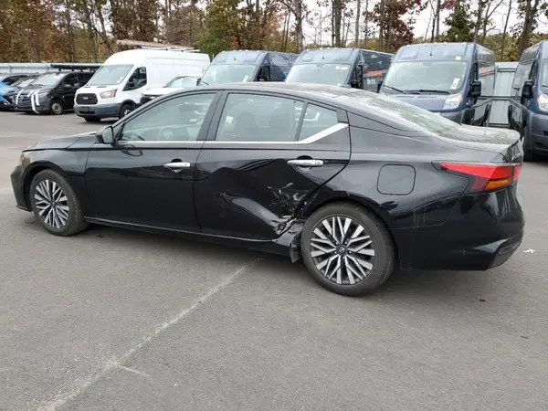 1N4BL4DV5RN419142 2024 NISSAN ALTIMA - Image 2
