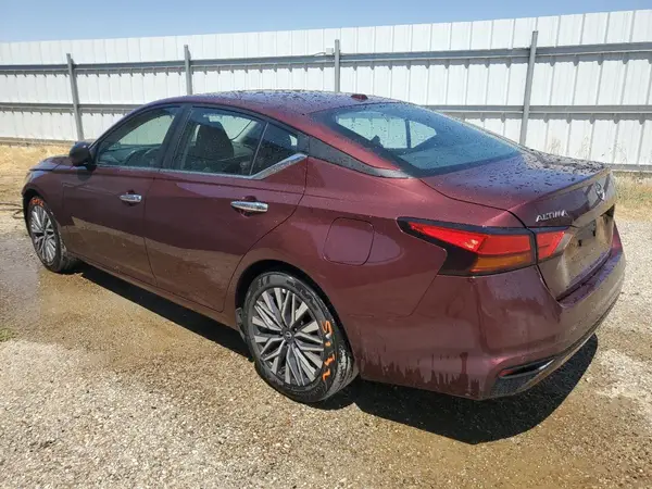 1N4BL4DV5RN423367 2024 NISSAN ALTIMA - Image 2